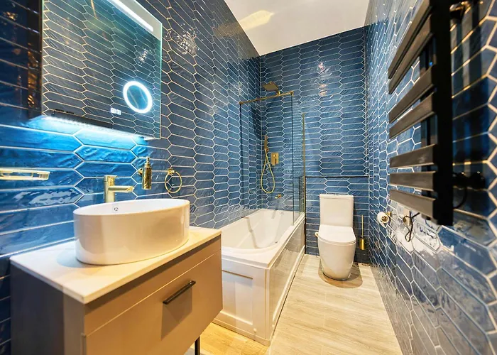 Smart Central Station 1 Bed Apartment B11